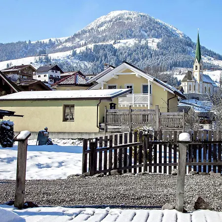 Chalet Kirchberg An Der Bach Dağ evi